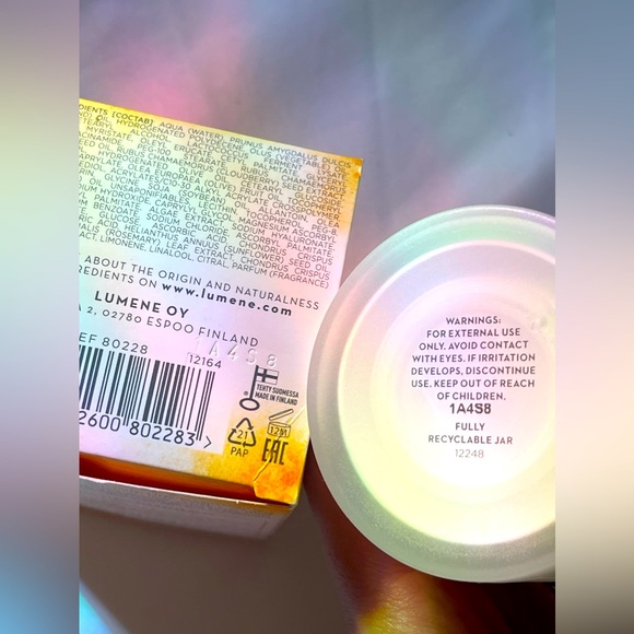 Lumene [Valo Nordic-C Overnight Sleep Brightening Cream - Picture 2 of 3